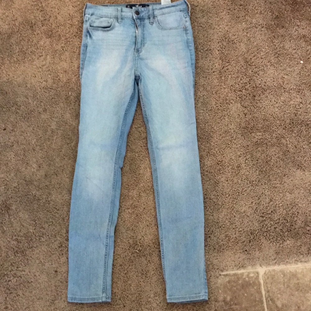 Hollister High-Rise Super Skinny Jeans.